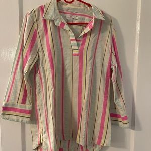 Vineyard Vines tunic. Size medium. Never worn